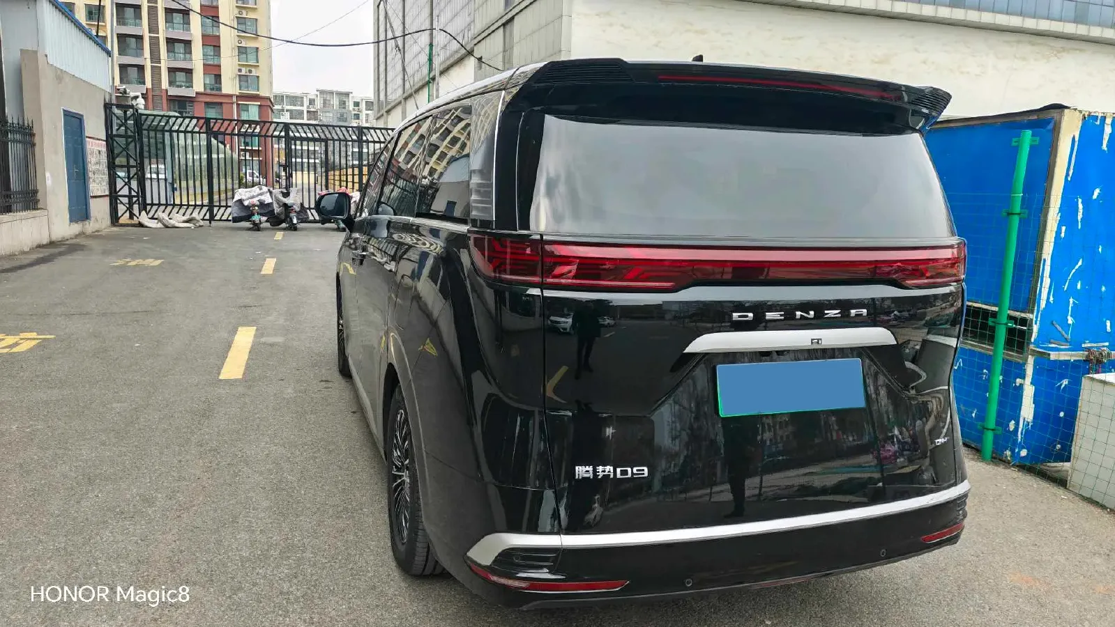 2023 Denza D9 1.5T 139HP L4 E-CVT PHEV 20.39KWH,autocango,china used car exporter,china ev exporter,chinese used car exporter,chinese used ev exporter