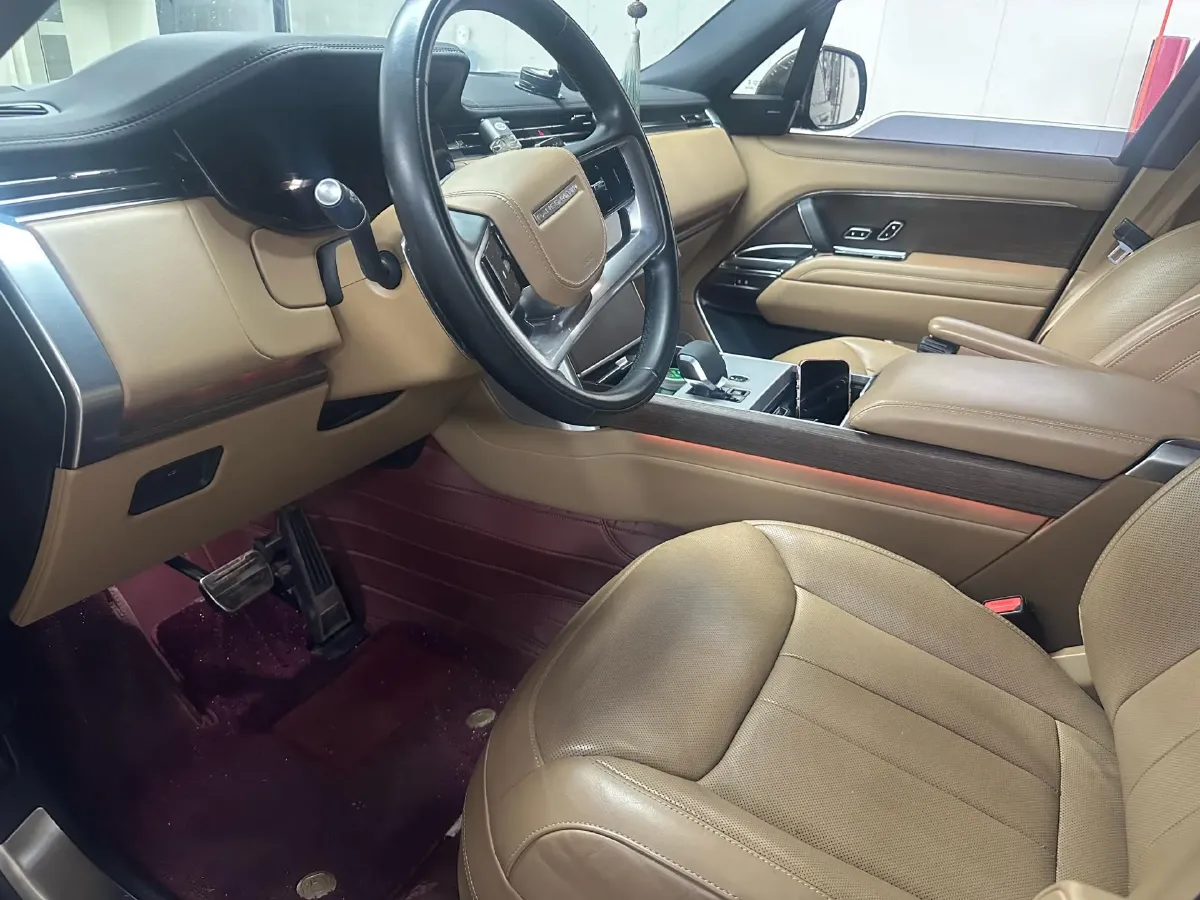 2024 Land Rover Range Rover 3.0T 400HP L6 8AT,autocango,china used car exporter,china ev exporter,chinese used car exporter,chinese used ev exporter