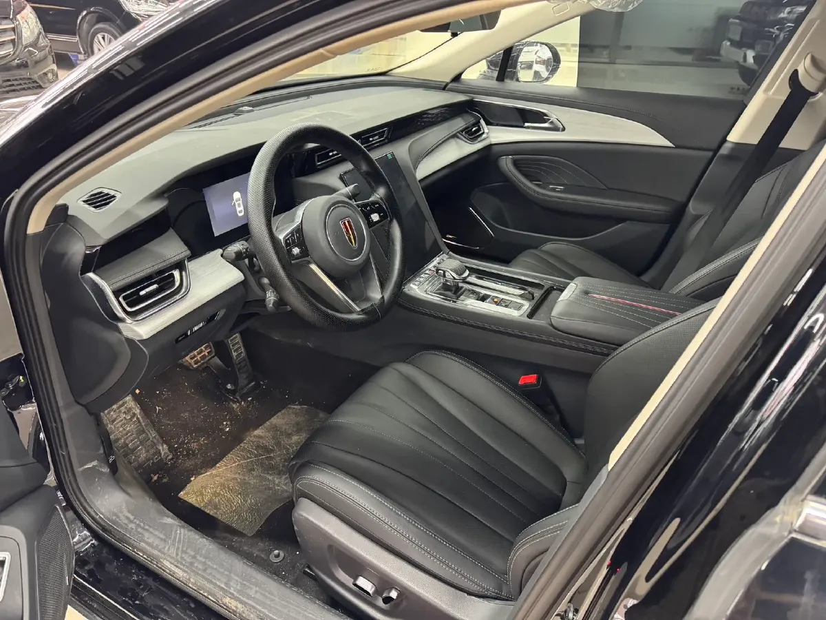 2025 HongQi H5 1.5T 169HP L4 7DCT,autocango,china used car exporter,china ev exporter,chinese used car exporter,chinese used ev exporter