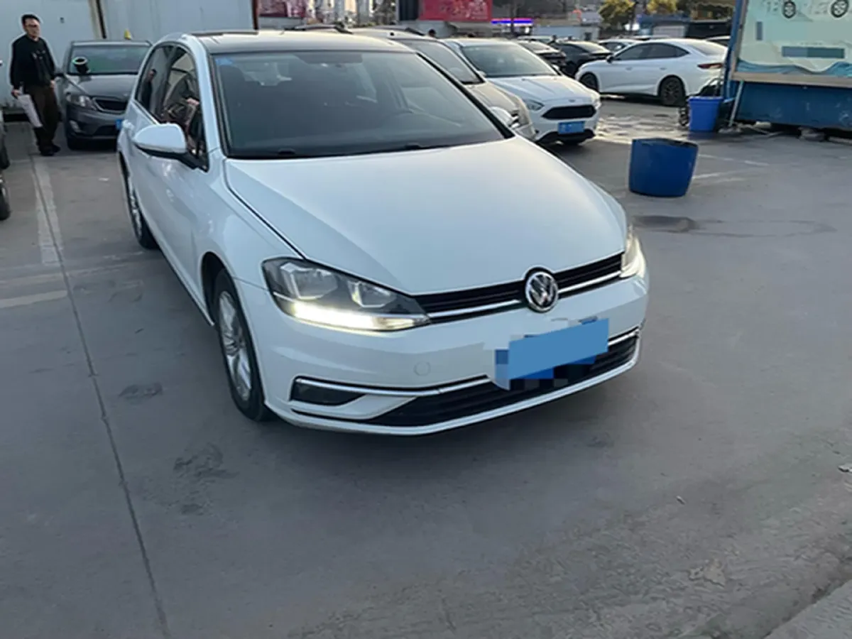 2018 Volkswagen Golf 1.6L 110HP L4 6AT,autocango,china used car exporter,china ev exporter,chinese used car exporter,chinese used ev exporter