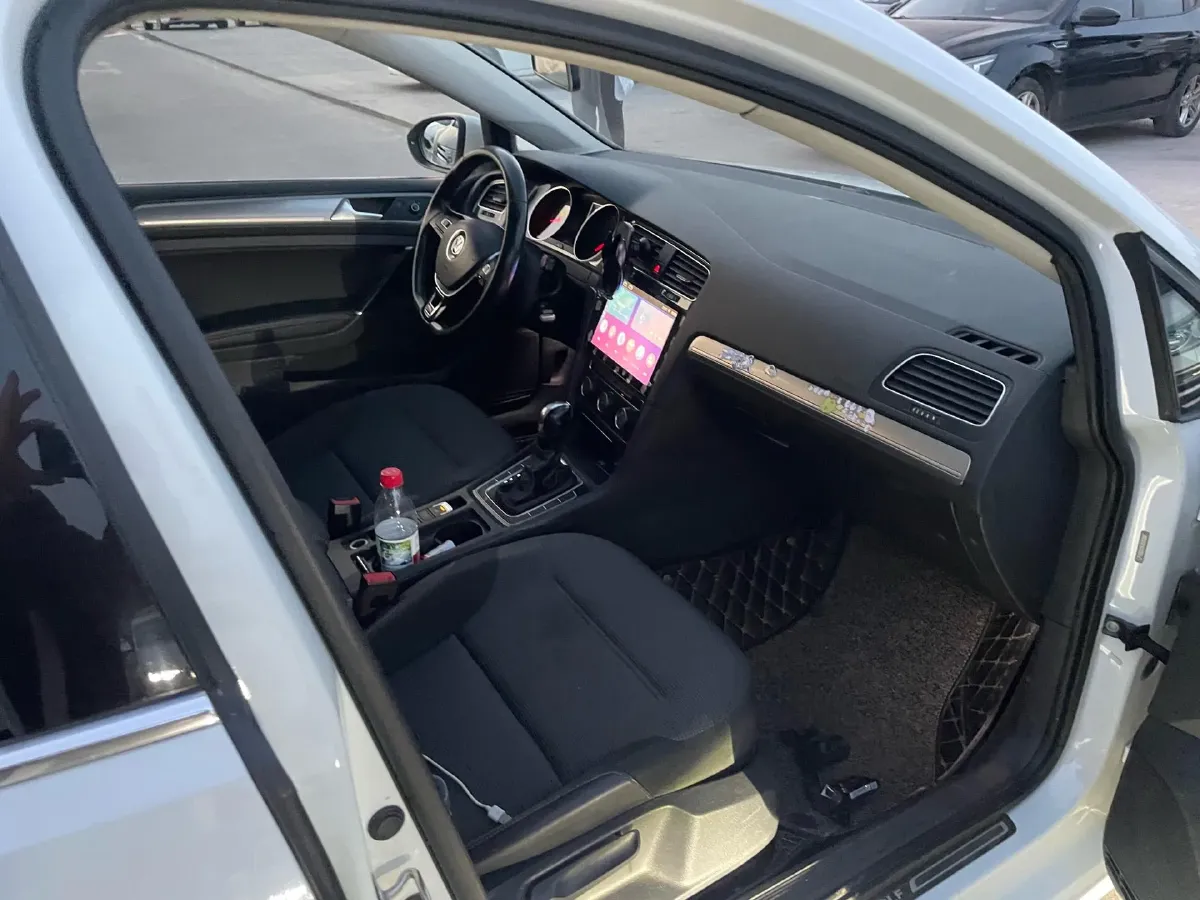 2018 Volkswagen Golf 1.6L 110HP L4 6AT,autocango,china used car exporter,china ev exporter,chinese used car exporter,chinese used ev exporter