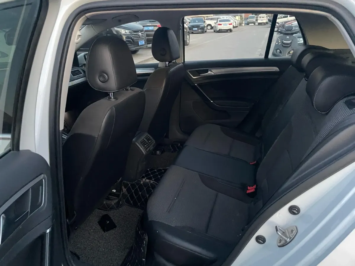 2018 Volkswagen Golf 1.6L 110HP L4 6AT,autocango,china used car exporter,china ev exporter,chinese used car exporter,chinese used ev exporter