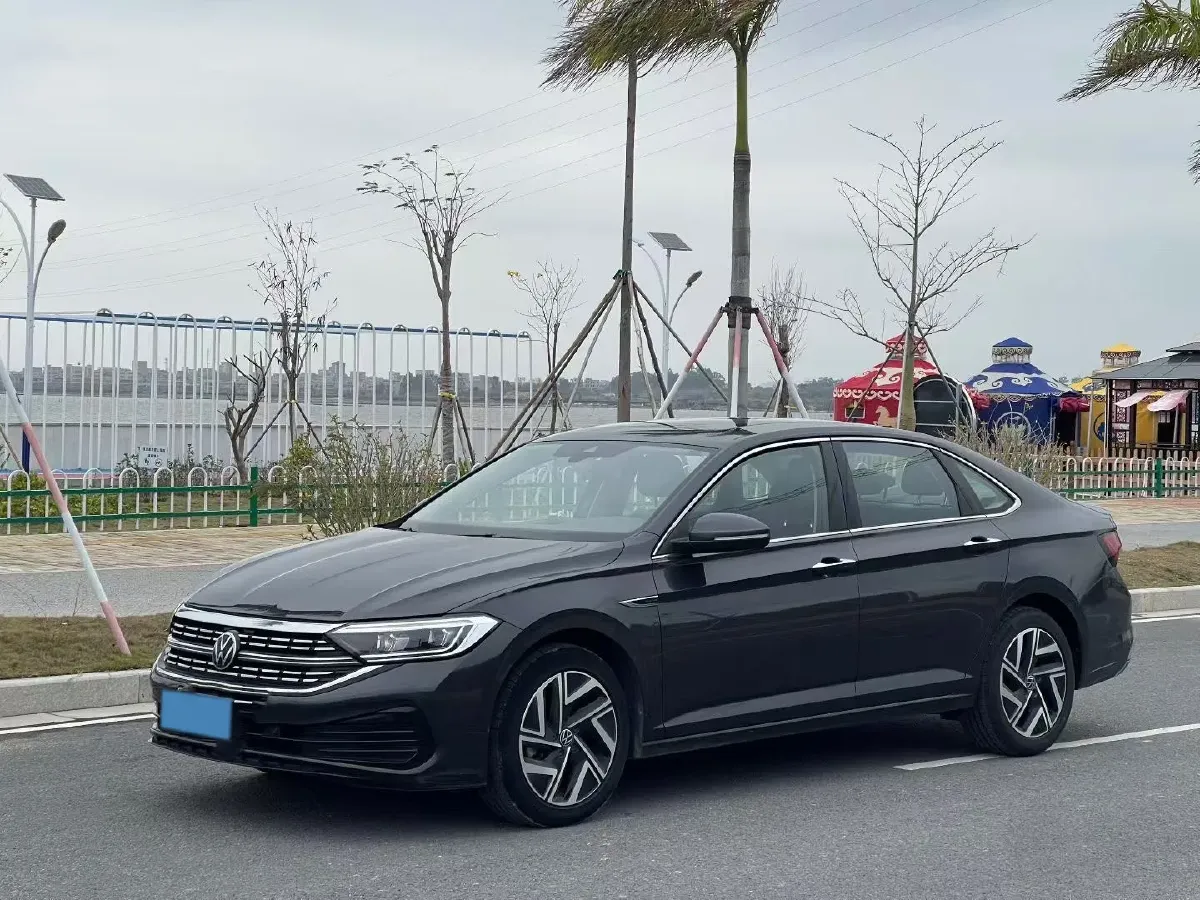 2023 Volkswagen Sagitar 1.5T 160HP L4 7DCT,autocango,china used car exporter,china ev exporter,chinese used car exporter,chinese used ev exporter