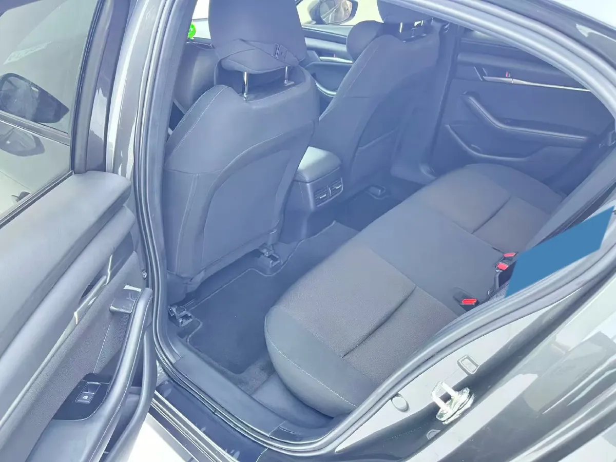 2023 Mazda 3 Axela 2.0L 158HP L4 6AT,autocango,china used car exporter,china ev exporter,chinese used car exporter,chinese used ev exporter