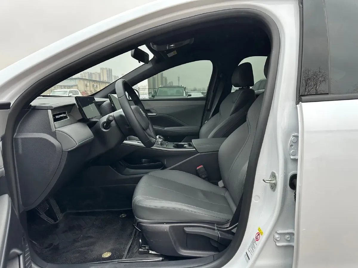 2025 BYD Qin Plus 1.5L 101HP L4 E-CVT PHEV 7.68KWH,autocango,china used car exporter,china ev exporter,chinese used car exporter,chinese used ev exporter