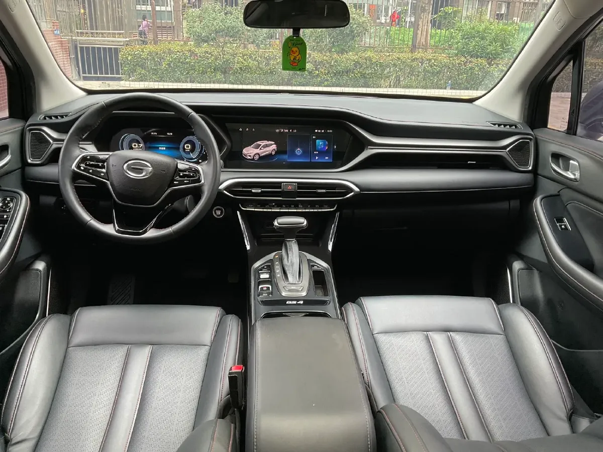 2021 GAC Trumpchi GS4 1.5T 169HP L4 6AT,autocango,china used car exporter,china ev exporter,chinese used car exporter,chinese used ev exporter