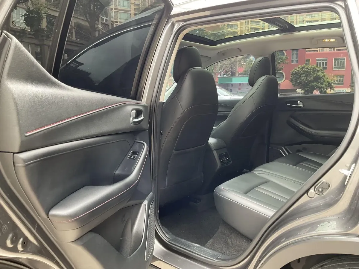 2021 GAC Trumpchi GS4 1.5T 169HP L4 6AT,autocango,china used car exporter,china ev exporter,chinese used car exporter,chinese used ev exporter