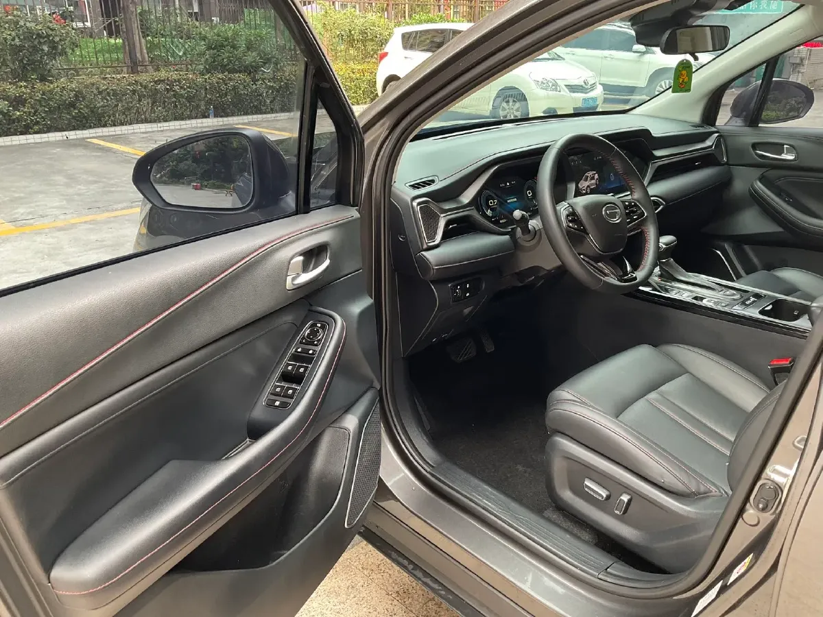 2021 GAC Trumpchi GS4 1.5T 169HP L4 6AT,autocango,china used car exporter,china ev exporter,chinese used car exporter,chinese used ev exporter