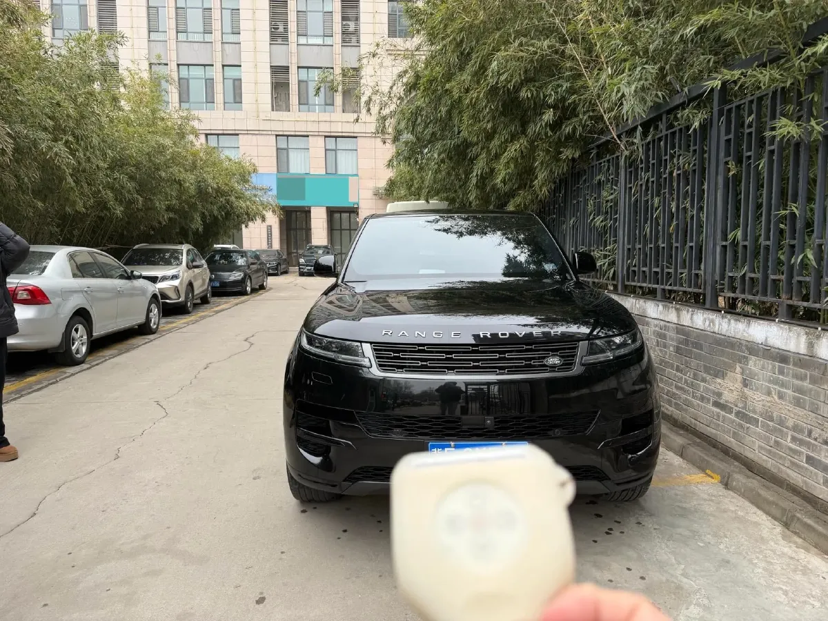 2023 Land Rover Range Rover Sport 3.0T 360HP L6 8AT,autocango,china used car exporter,china ev exporter,chinese used car exporter,chinese used ev exporter