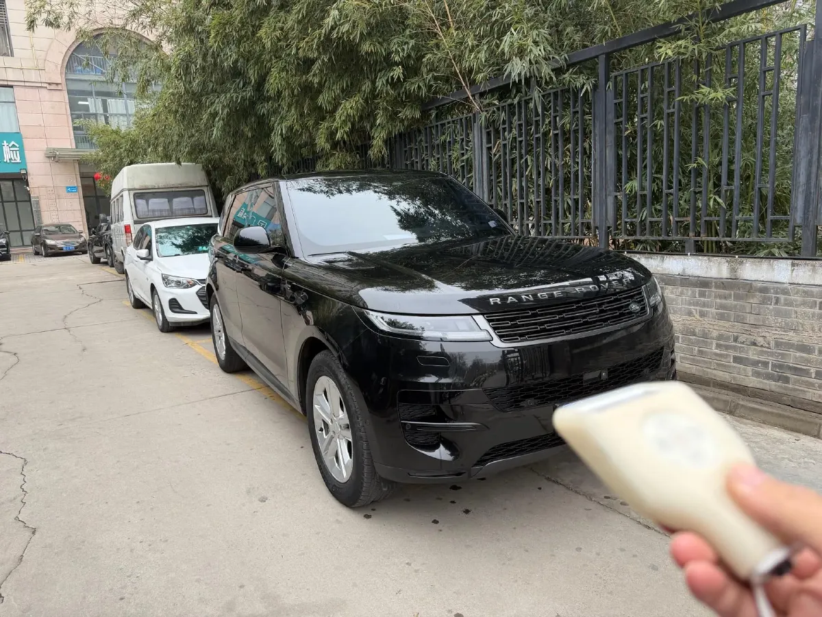 2023 Land Rover Range Rover Sport 3.0T 360HP L6 8AT,autocango,china used car exporter,china ev exporter,chinese used car exporter,chinese used ev exporter