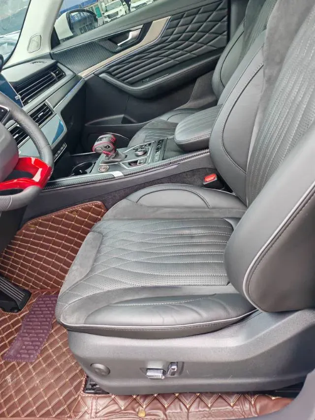 2022 HongQi HS5 2.0T 224HP L4 6AT,autocango,china used car exporter,china ev exporter,chinese used car exporter,chinese used ev exporter