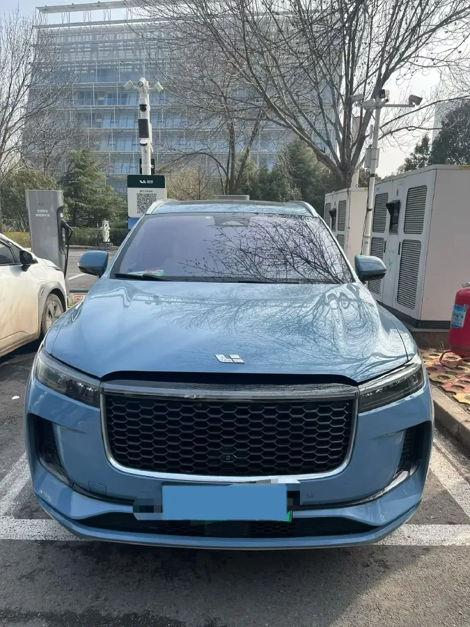 2021 Li ONE Range Extended 131HP REEV 40.5KWH,autocango,china used car exporter,china ev exporter,chinese used car exporter,chinese used ev exporter
