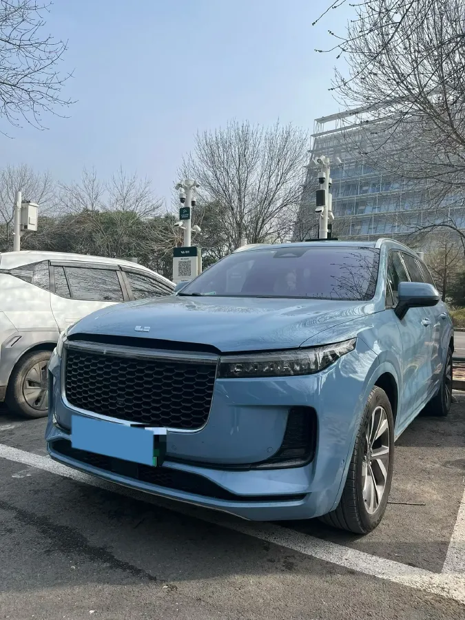 2021 Li ONE Range Extended 131HP REEV 40.5KWH,autocango,china used car exporter,china ev exporter,chinese used car exporter,chinese used ev exporter