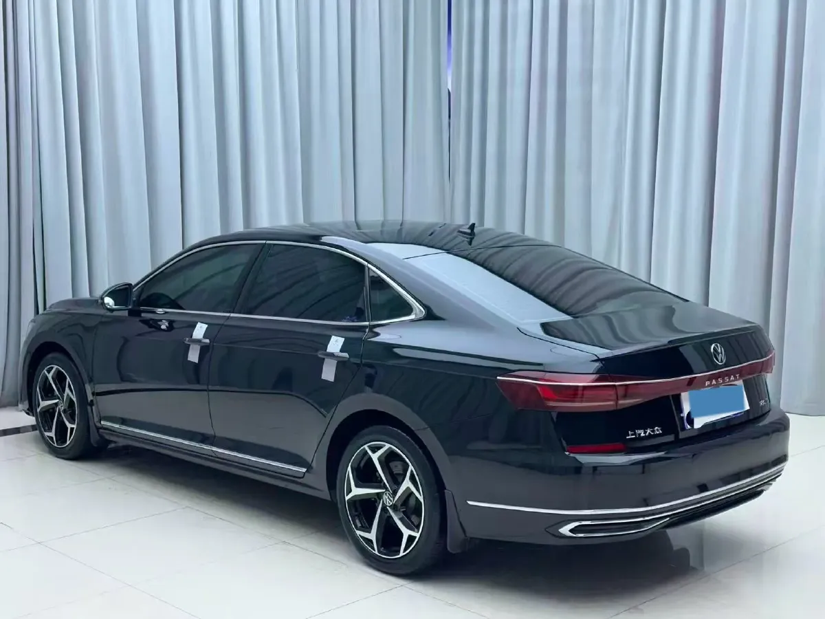 2023 Volkswagen Passat 2.0T 186HP L4 7DCT,autocango,china used car exporter,china ev exporter,chinese used car exporter,chinese used ev exporter