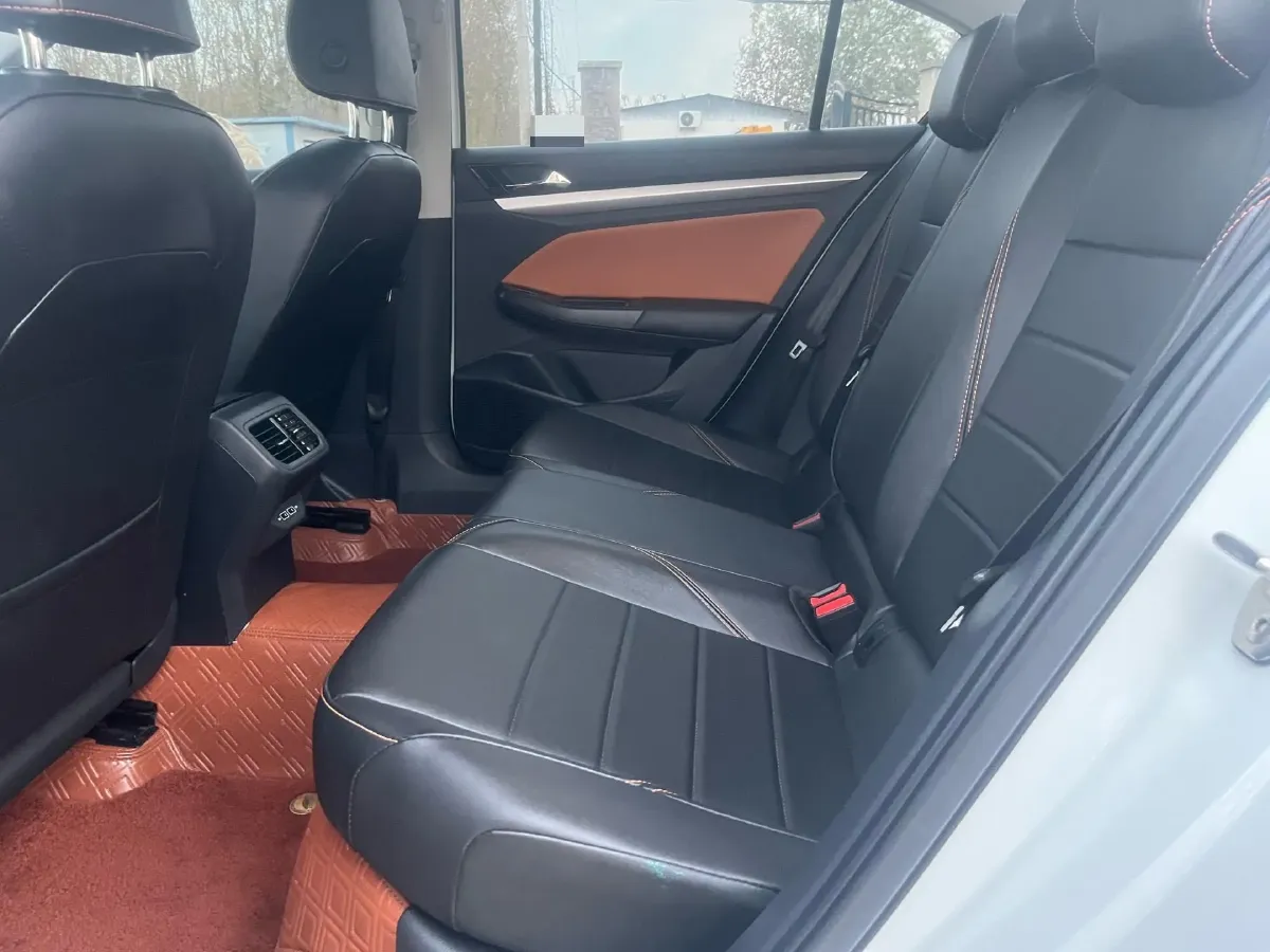 2023 Volkswagen Bora 1.2T 116HP L4 7DCT,autocango,china used car exporter,china ev exporter,chinese used car exporter,chinese used ev exporter