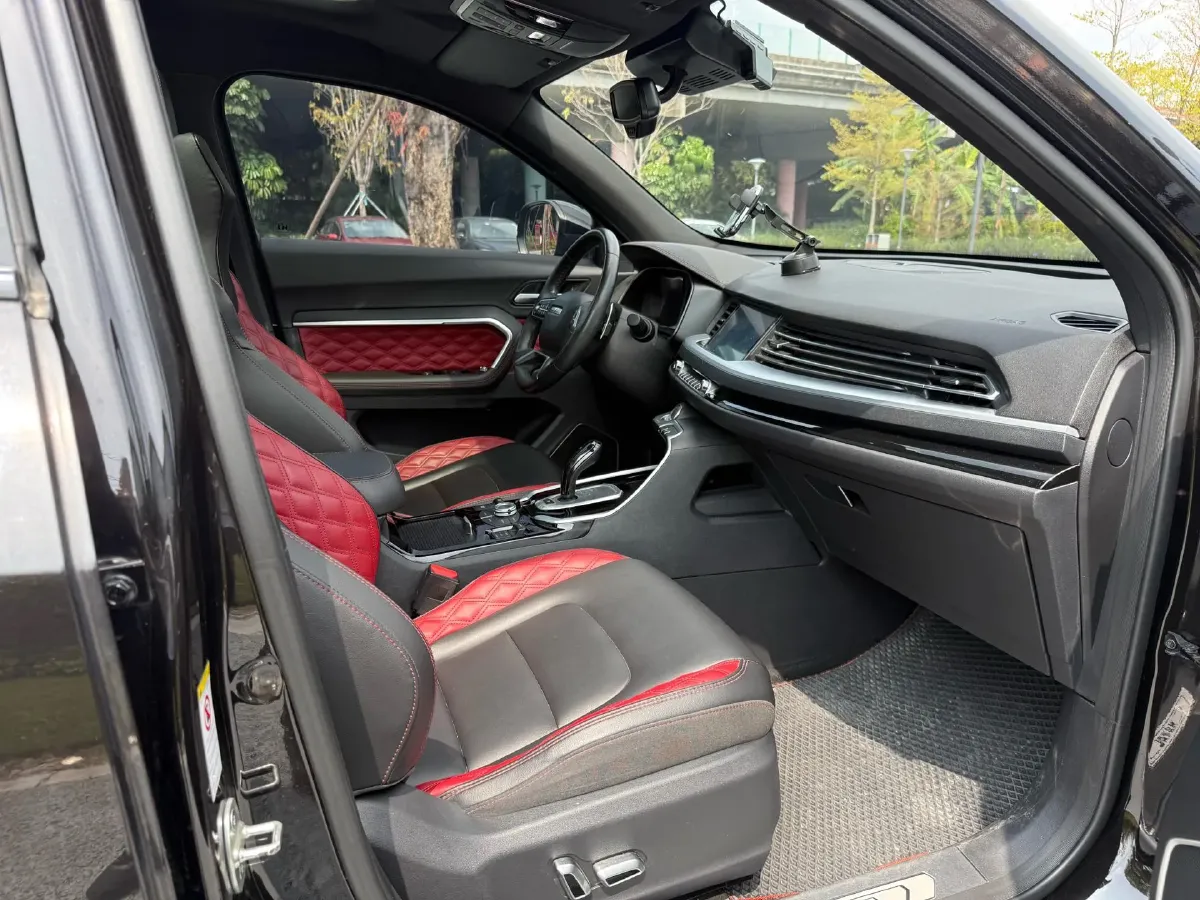 2020 Haval H6 2.0T 224HP L4 7DCT,autocango,china used car exporter,china ev exporter,chinese used car exporter,chinese used ev exporter