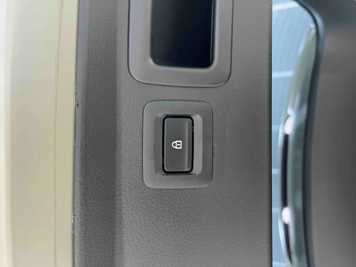 2023 Mazda CX-50 2.0L 155HP L4 6AT,autocango,china used car exporter,china ev exporter,chinese used car exporter,chinese used ev exporter