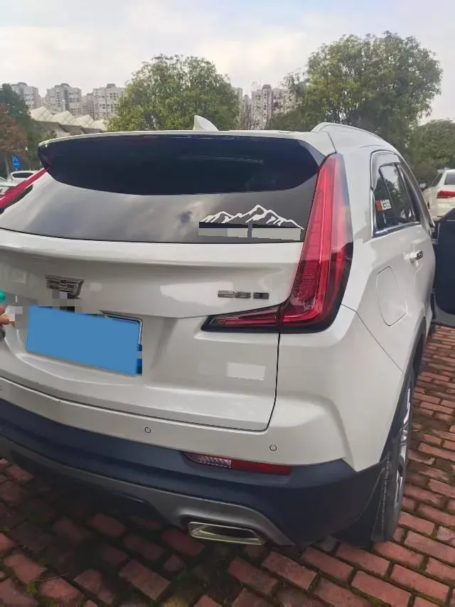 2020 Cadillac XT4 2.0T 241HP L4 9AT,autocango,china used car exporter,china ev exporter,chinese used car exporter,chinese used ev exporter