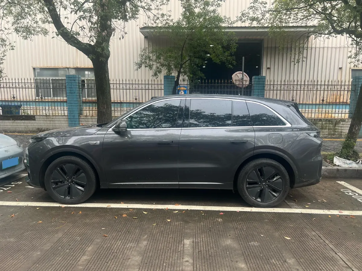 2024 Li L6 Range Extended 154HP L4 REEV 36.8KWH,autocango,china used car exporter,china ev exporter,chinese used car exporter,chinese used ev exporter