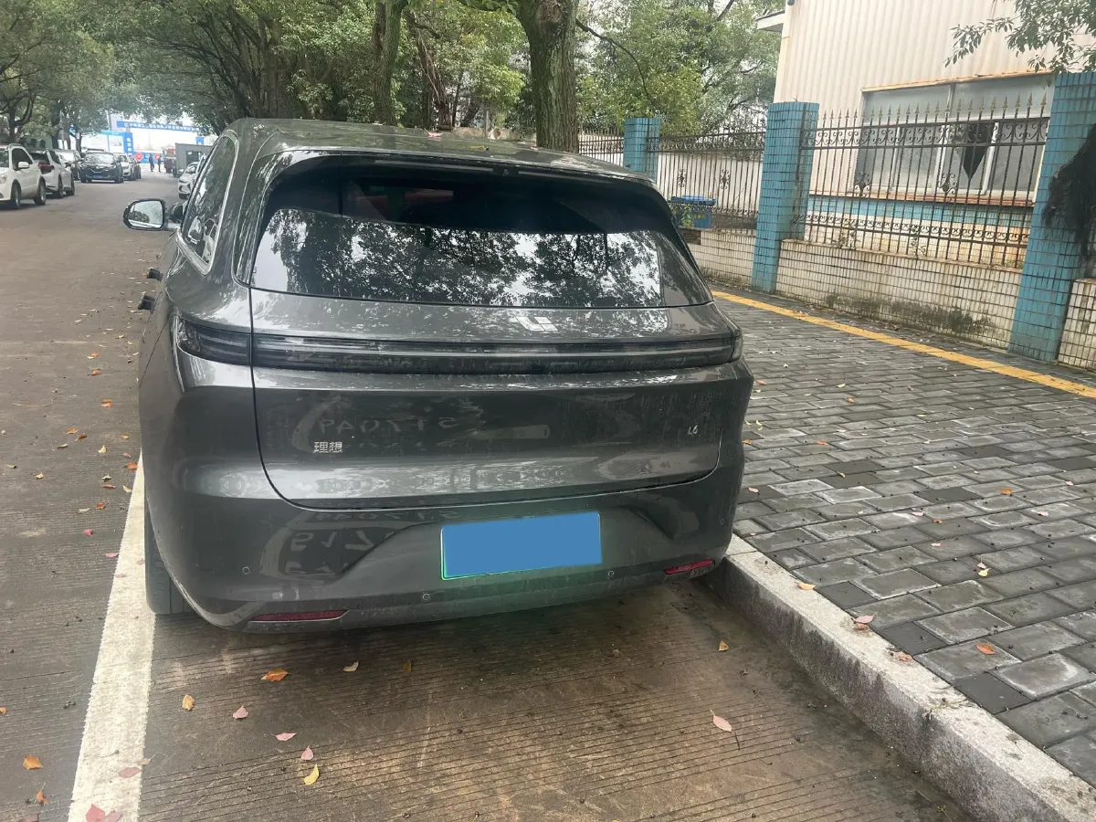 2024 Li L6 Range Extended 154HP L4 REEV 36.8KWH,autocango,china used car exporter,china ev exporter,chinese used car exporter,chinese used ev exporter