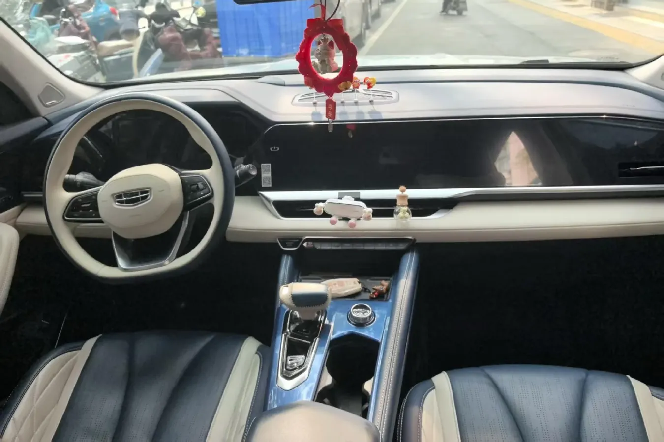 2022 Geely Monjaro 1.5T 150HP L3 3DHT Hybrid,autocango,china used car exporter,china ev exporter,chinese used car exporter,chinese used ev exporter