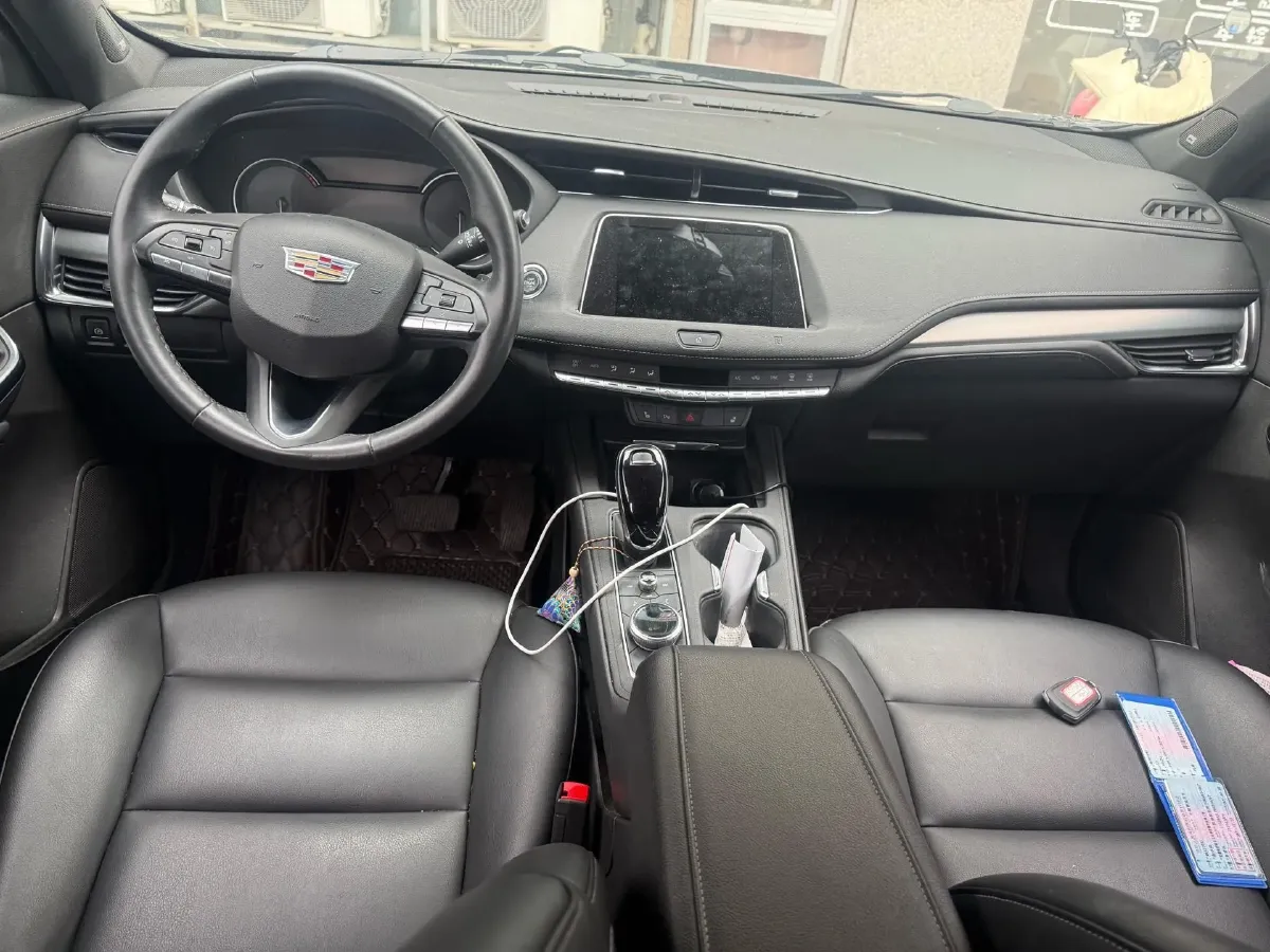 2021 Cadillac XT4 2.0T 237HP L4 9AT,autocango,china used car exporter,china ev exporter,chinese used car exporter,chinese used ev exporter