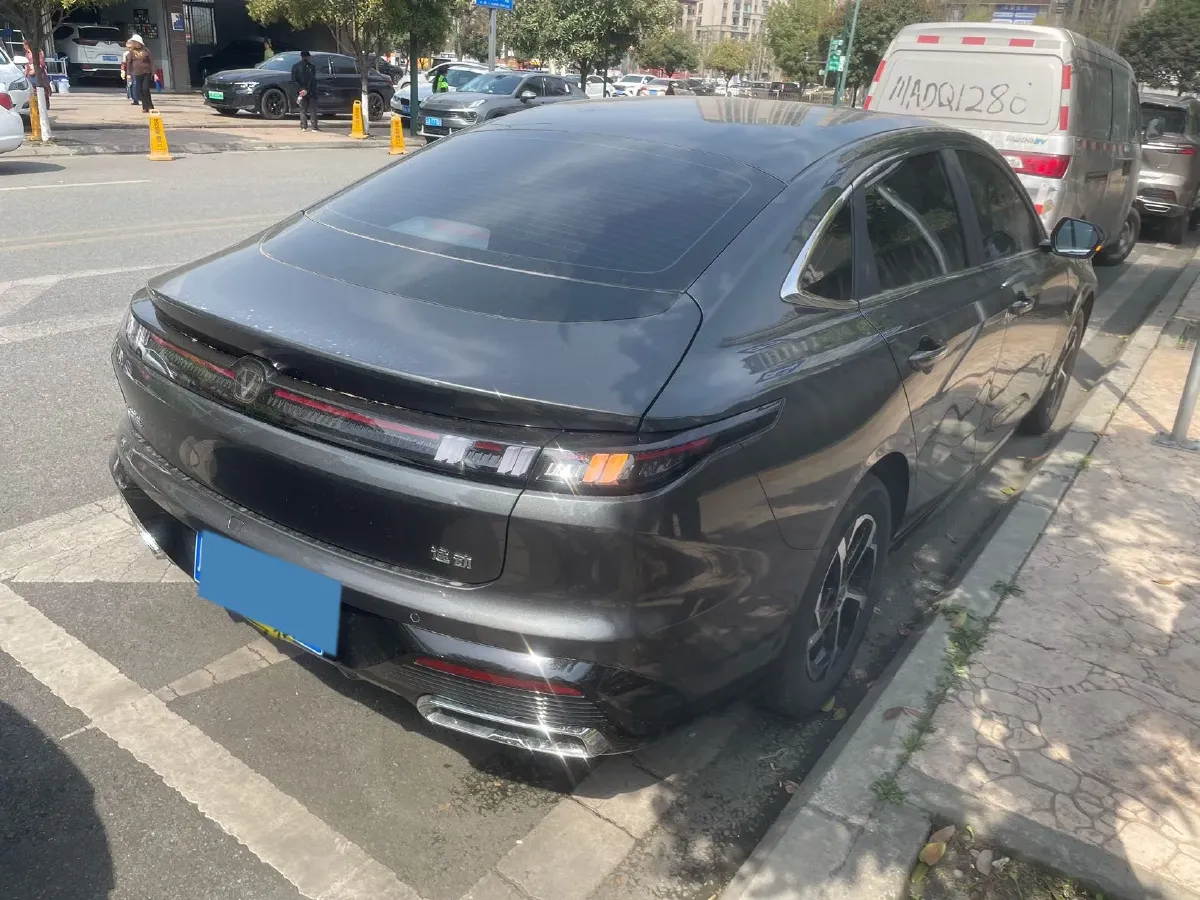2026 ChangAn Eado 1.5T 192HP L4 7DCT,autocango,china used car exporter,china ev exporter,chinese used car exporter,chinese used ev exporter