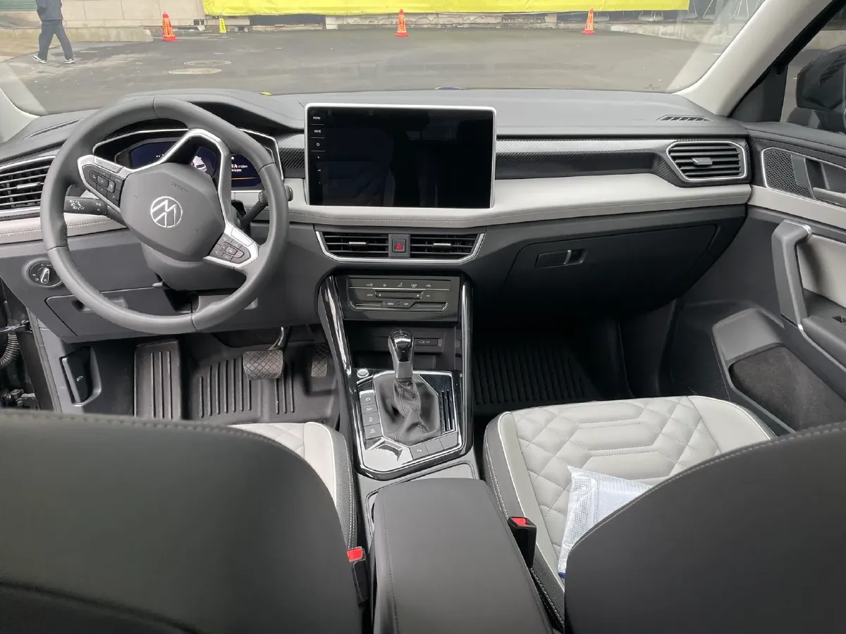 2025 Volkswagen Tayron 1.5T 160HP L4 7DCT,autocango,china used car exporter,china ev exporter,chinese used car exporter,chinese used ev exporter