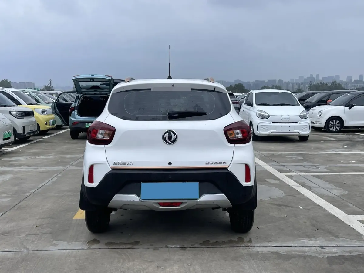 2022 DongFeng Nammi BOX BEV 27.17KWH,autocango,china used car exporter,china ev exporter,chinese used car exporter,chinese used ev exporter