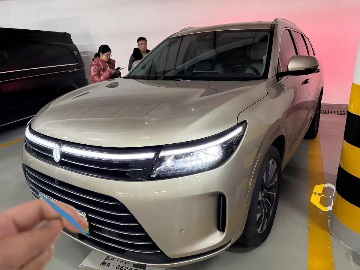 2022 Infiniti Q50L 2.0T 211HP L4 7AT,autocango,china used car exporter,china ev exporter,chinese used car exporter,chinese used ev exporter