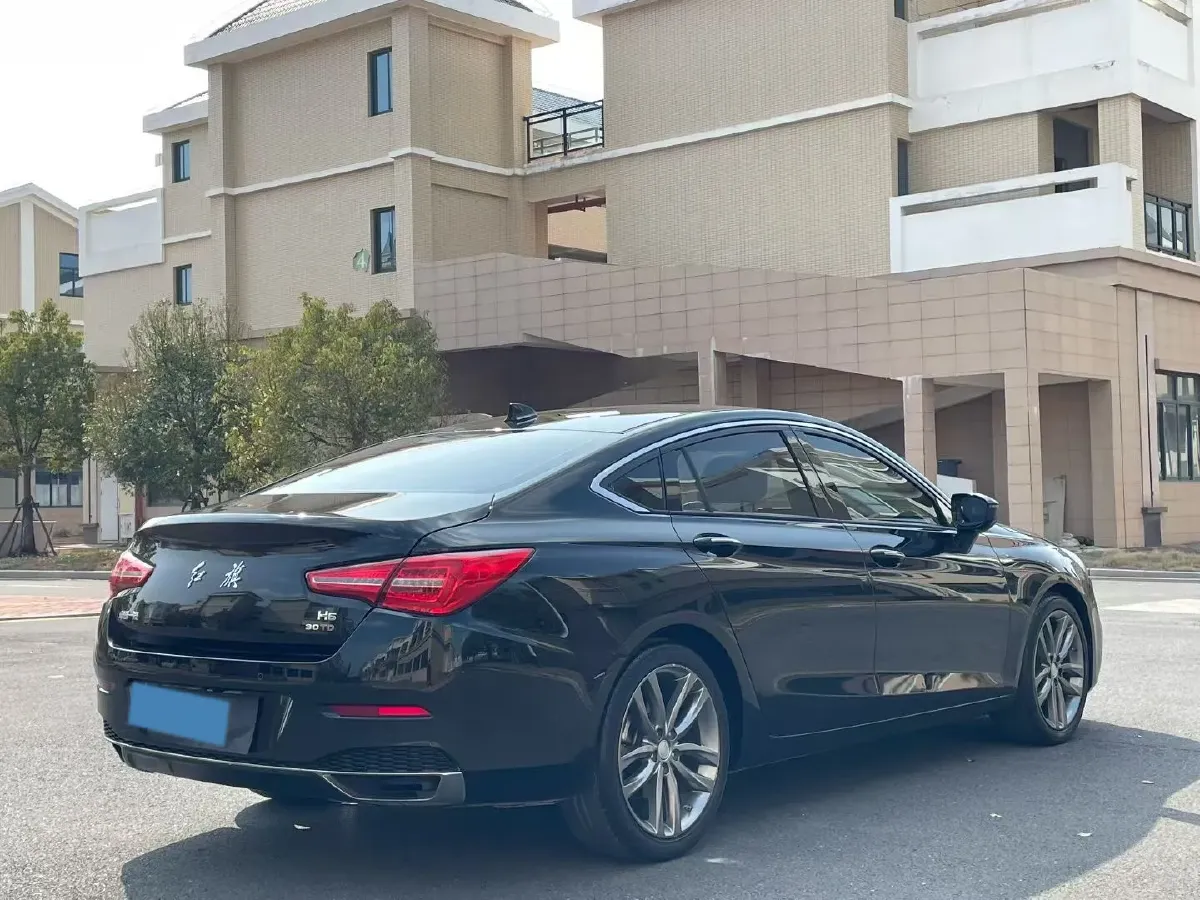 2019 HongQi H5 1.8T 180HP L4 6AT,autocango,china used car exporter,china ev exporter,chinese used car exporter,chinese used ev exporter