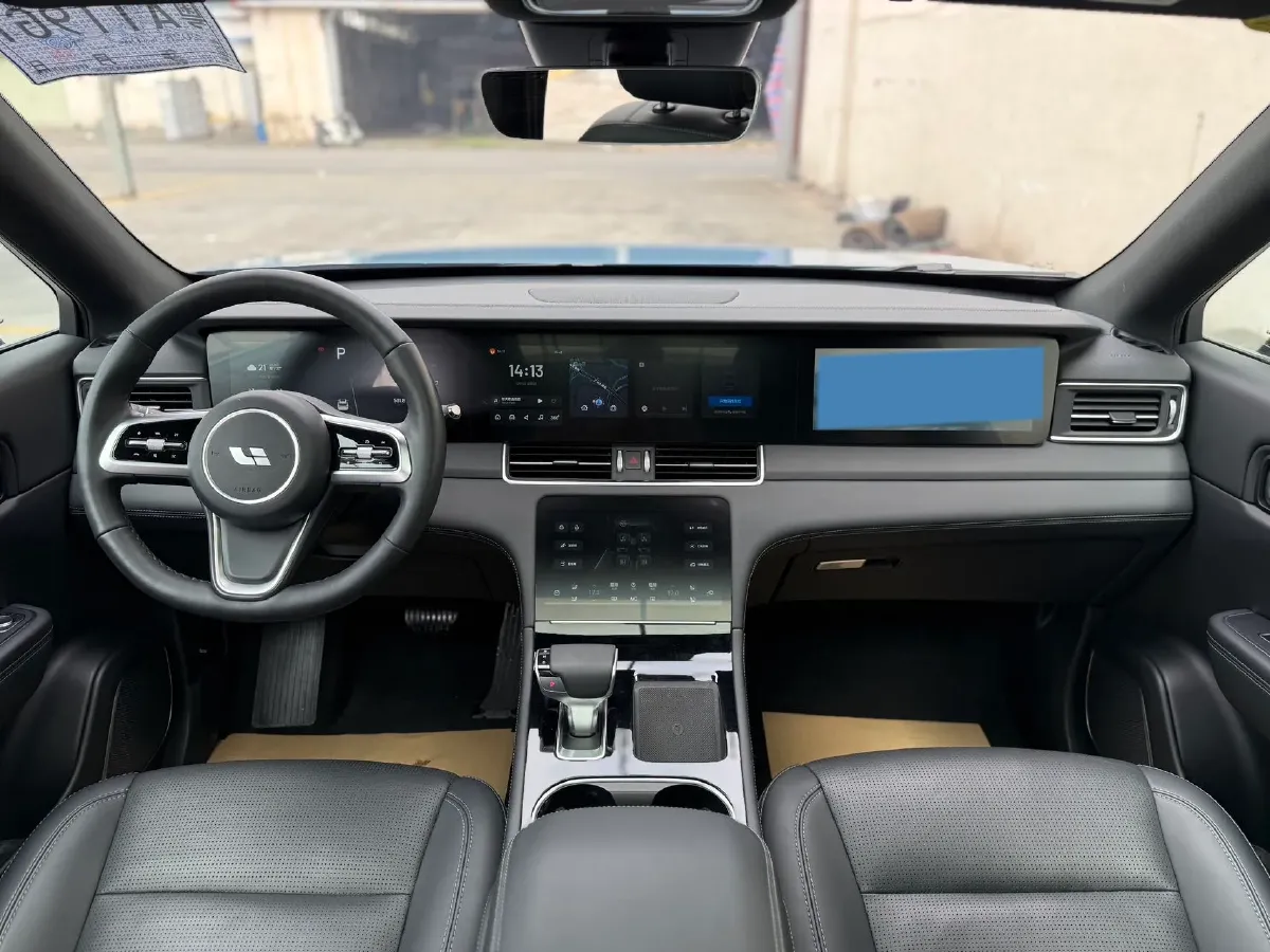 2021 Li ONE Range Extended 131HP REEV 40.5KWH,autocango,china used car exporter,china ev exporter,chinese used car exporter,chinese used ev exporter