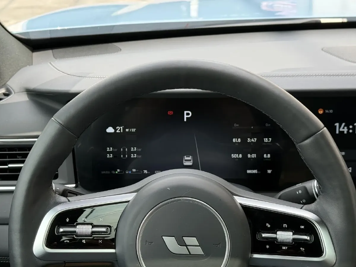 2021 Li ONE Range Extended 131HP REEV 40.5KWH,autocango,china used car exporter,china ev exporter,chinese used car exporter,chinese used ev exporter