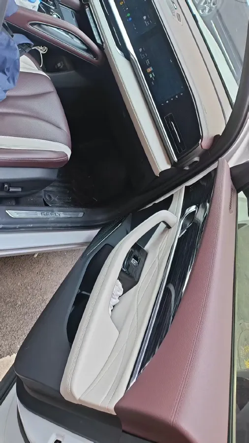 2021 Geely Monjaro 2.0T 238HP L4 8AT,autocango,china used car exporter,china ev exporter,chinese used car exporter,chinese used ev exporter