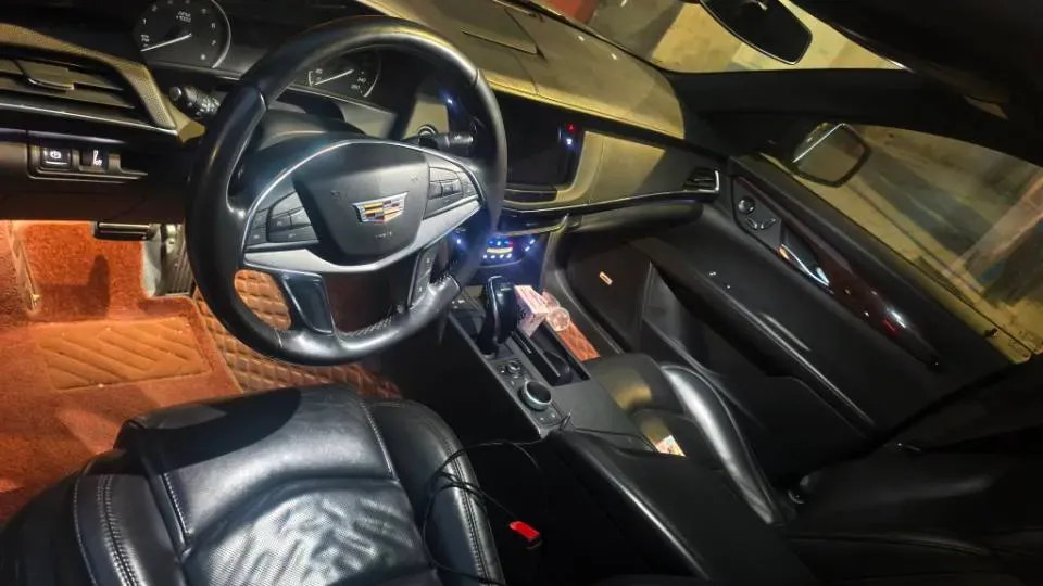 2021 Cadillac CT6 2.0T 237HP L4 10AT,autocango,china used car exporter,china ev exporter,chinese used car exporter,chinese used ev exporter