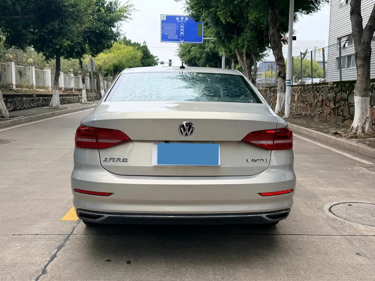 2019 Volkswagen Lavida 1.5L 113HP L4 6AT,autocango,china used car exporter,china ev exporter,chinese used car exporter,chinese used ev exporter