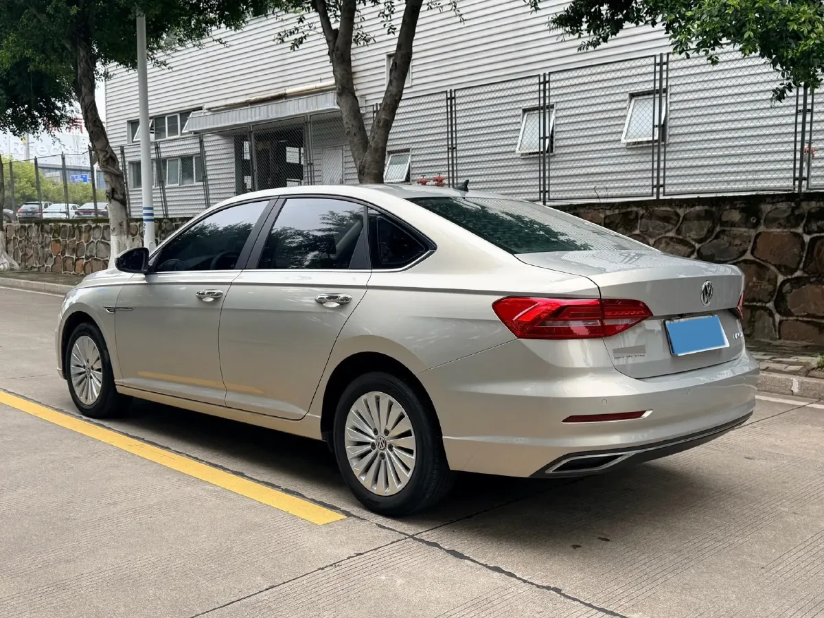 2019 Volkswagen Lavida 1.5L 113HP L4 6AT,autocango,china used car exporter,china ev exporter,chinese used car exporter,chinese used ev exporter