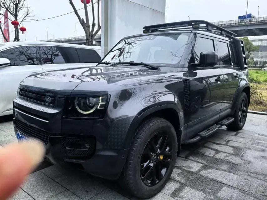 2023 Land Rover Defender 3.0T 400HP L6 8AT,autocango,china used car exporter,china ev exporter,chinese used car exporter,chinese used ev exporter
