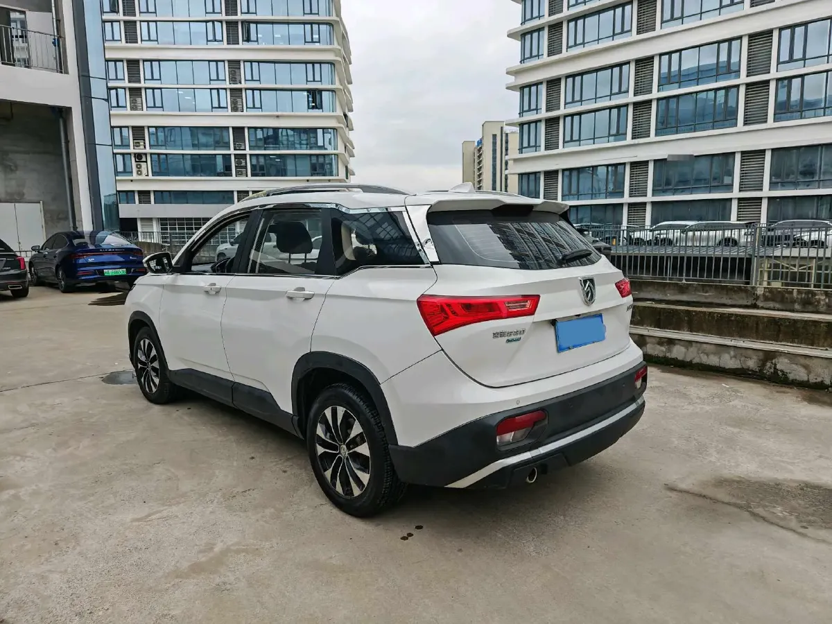 2020 HanTeng X7 1.5T 156HP L4 6AT,autocango,china used car exporter,china ev exporter,chinese used car exporter,chinese used ev exporter