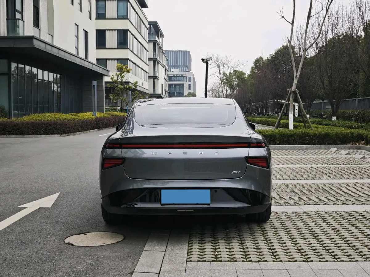 2020 Xpeng P7 BEV 70.8KWH,autocango,china used car exporter,china ev exporter,chinese used car exporter,chinese used ev exporter