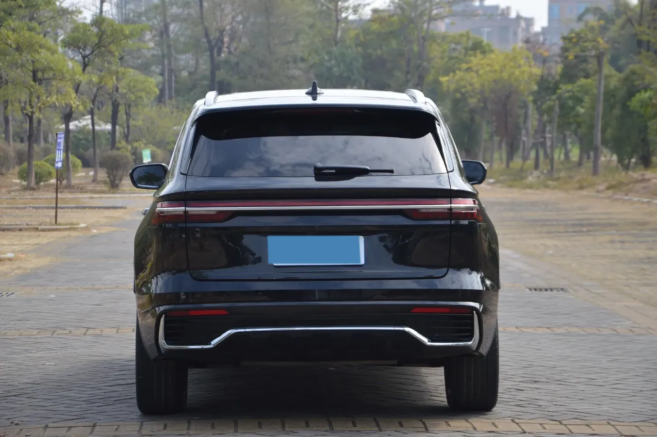 2025 Geely Monjaro 2.0T 238HP L4 8AT,autocango,china used car exporter,china ev exporter,chinese used car exporter,chinese used ev exporter