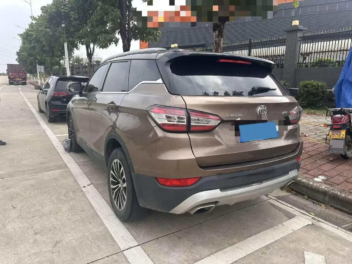 2018 Brilliance Auto V6 1.5T 150HP L4 7DCT,autocango,china used car exporter,china ev exporter,chinese used car exporter,chinese used ev exporter