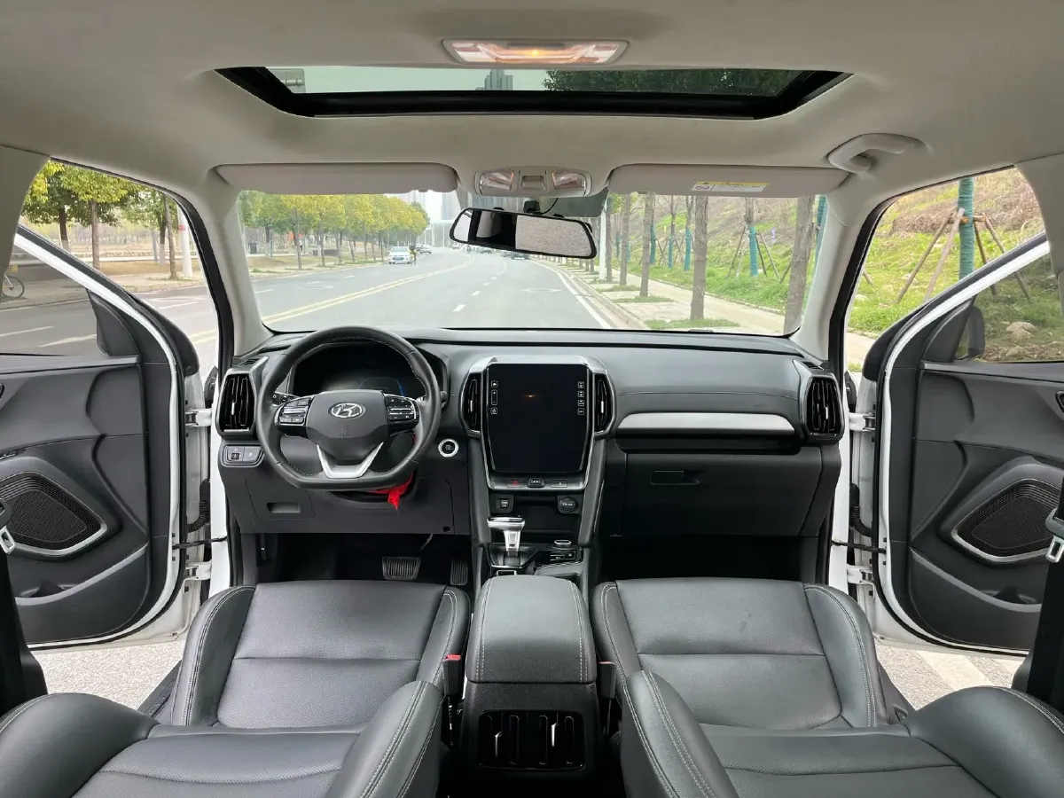 2021 Hyundai ix35 1.4T 140HP L4 7DCT,autocango,china used car exporter,china ev exporter,chinese used car exporter,chinese used ev exporter