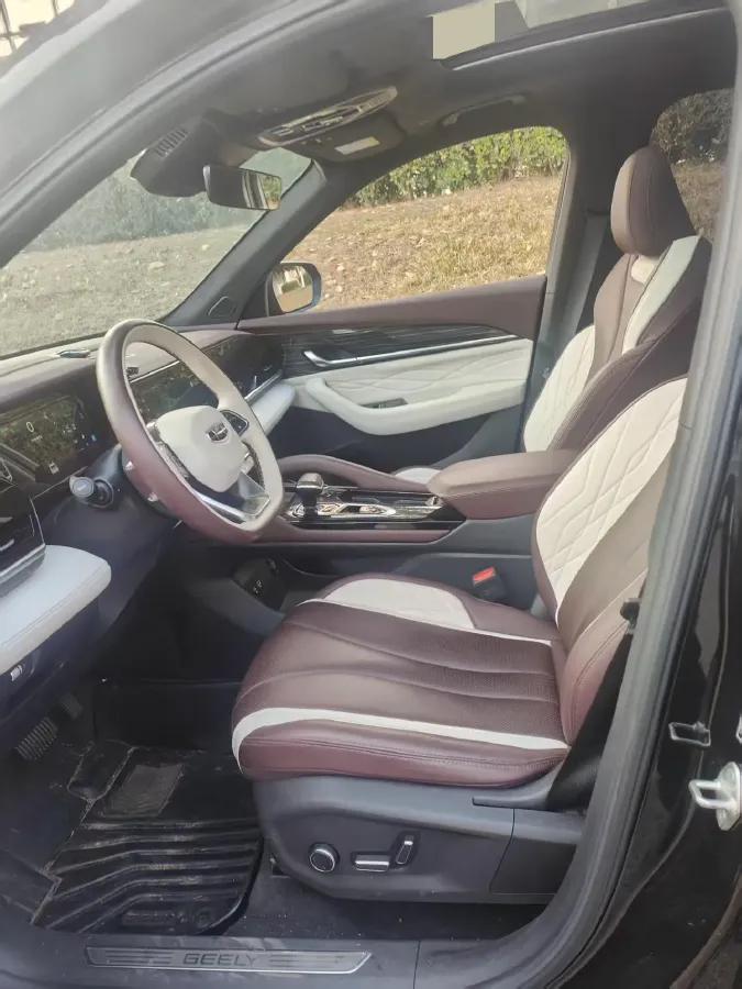 2021 Geely Monjaro 2.0T 218HP L4 7DCT,autocango,china used car exporter,china ev exporter,chinese used car exporter,chinese used ev exporter