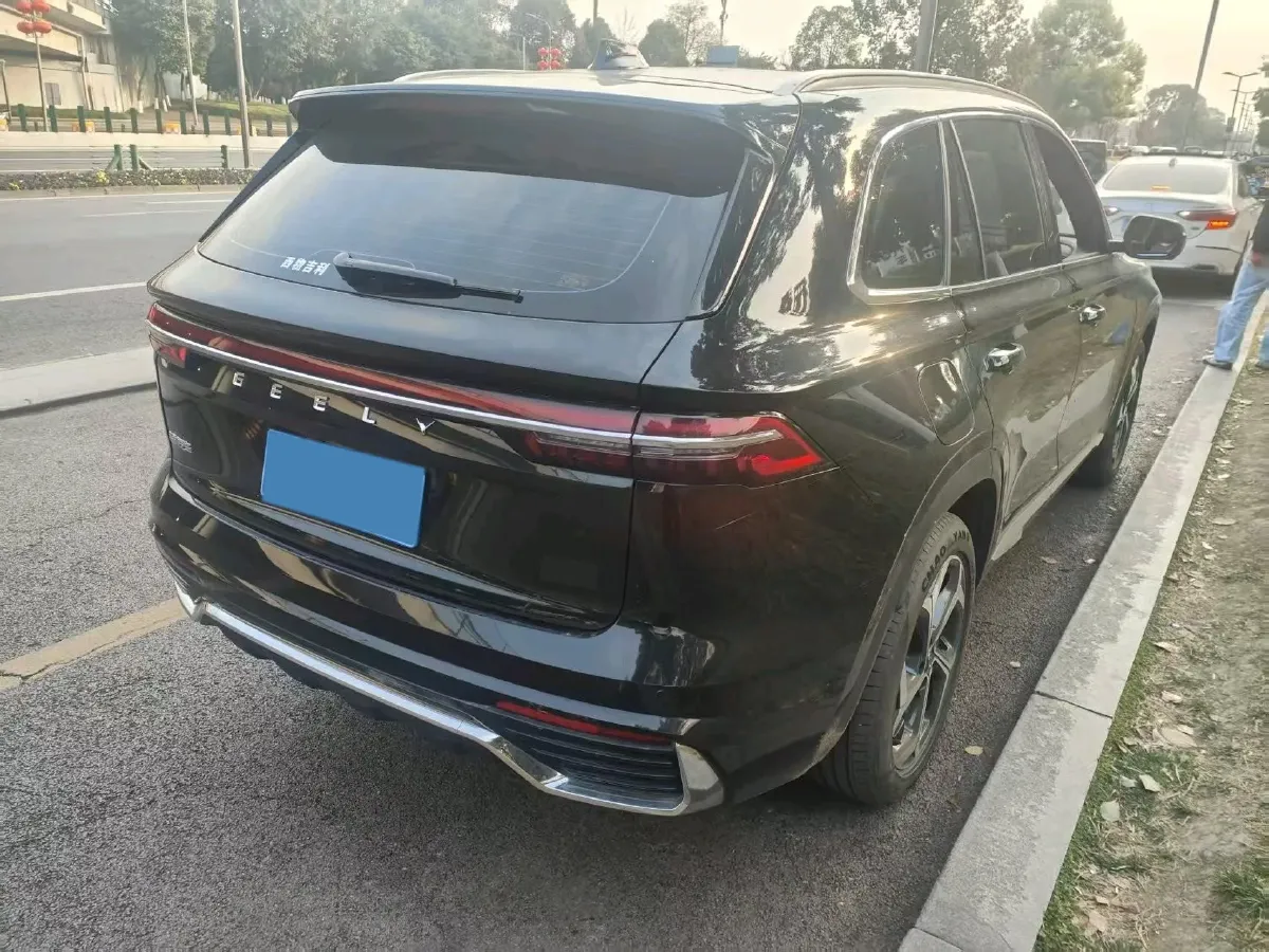 2021 Geely Monjaro 2.0T 218HP L4 7DCT,autocango,china used car exporter,china ev exporter,chinese used car exporter,chinese used ev exporter