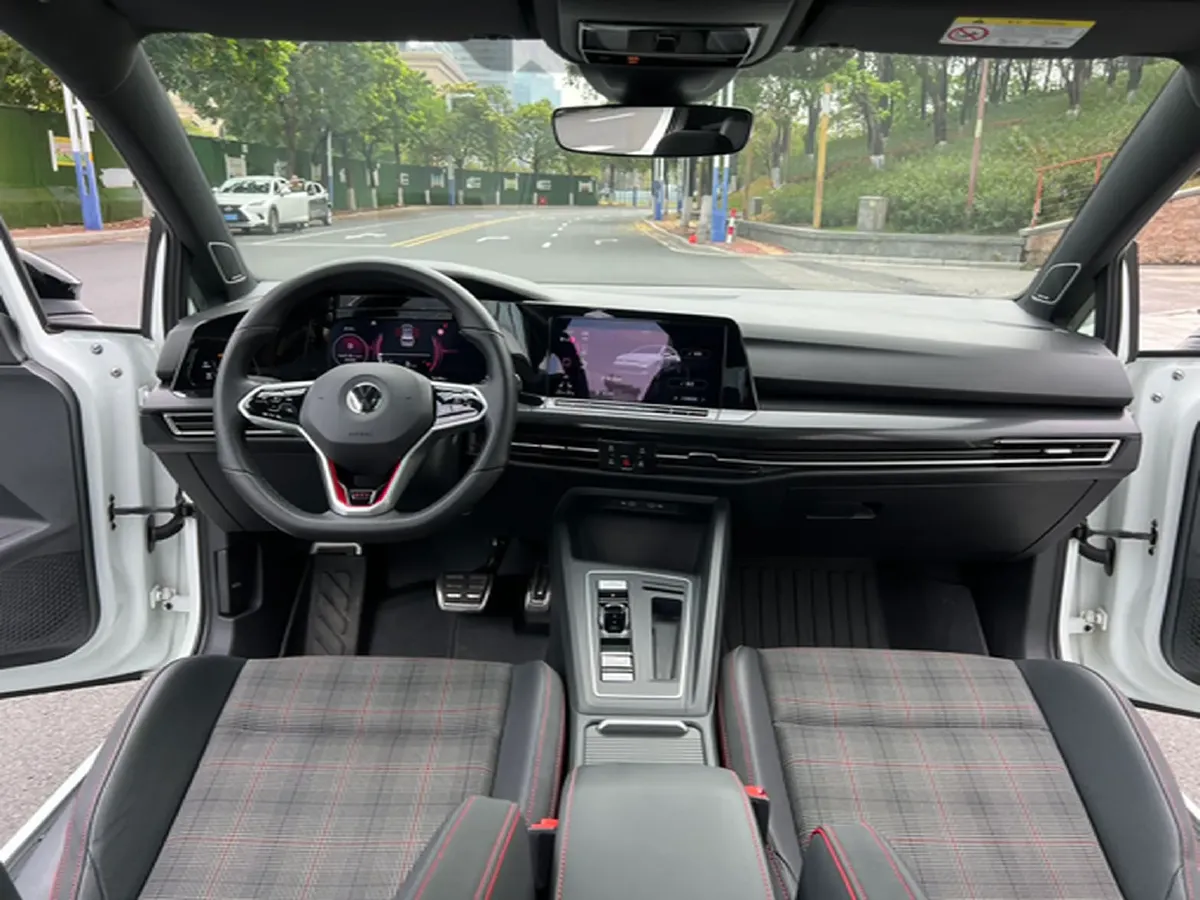 2021 Honda CR-V 1.5T 193HP L4 CVT,autocango,china used car exporter,china ev exporter,chinese used car exporter,chinese used ev exporter