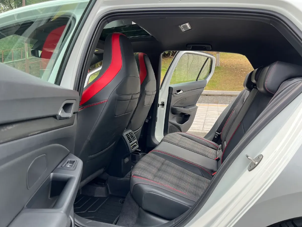 2021 Honda CR-V 1.5T 193HP L4 CVT,autocango,china used car exporter,china ev exporter,chinese used car exporter,chinese used ev exporter