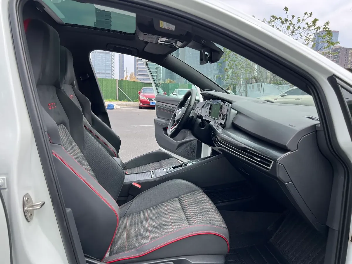 2021 Honda CR-V 1.5T 193HP L4 CVT,autocango,china used car exporter,china ev exporter,chinese used car exporter,chinese used ev exporter