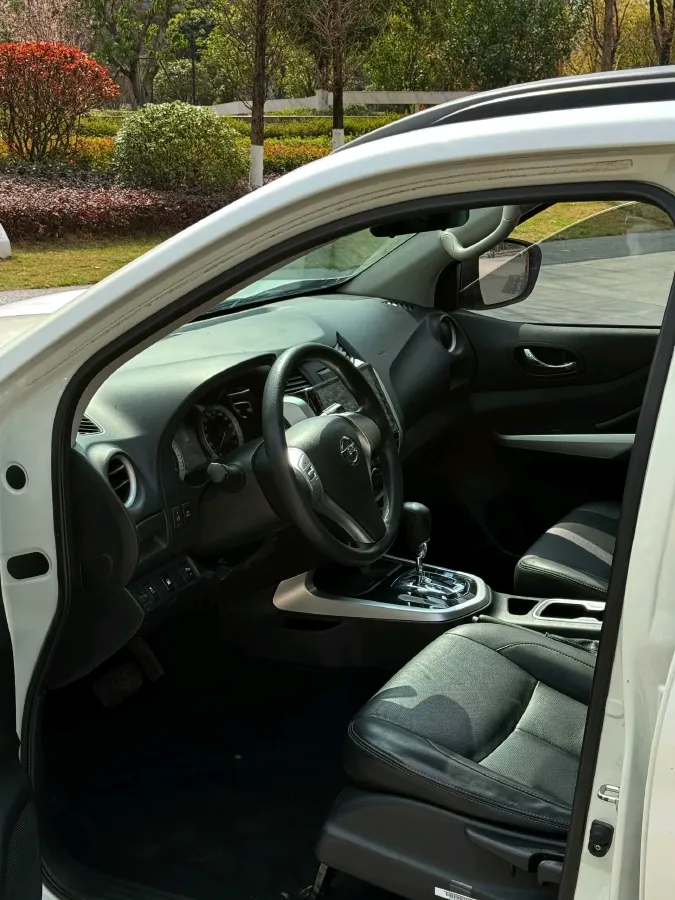 2020 Nissan Terra 2.5L 193HP L4 7AT,autocango,china used car exporter,china ev exporter,chinese used car exporter,chinese used ev exporter