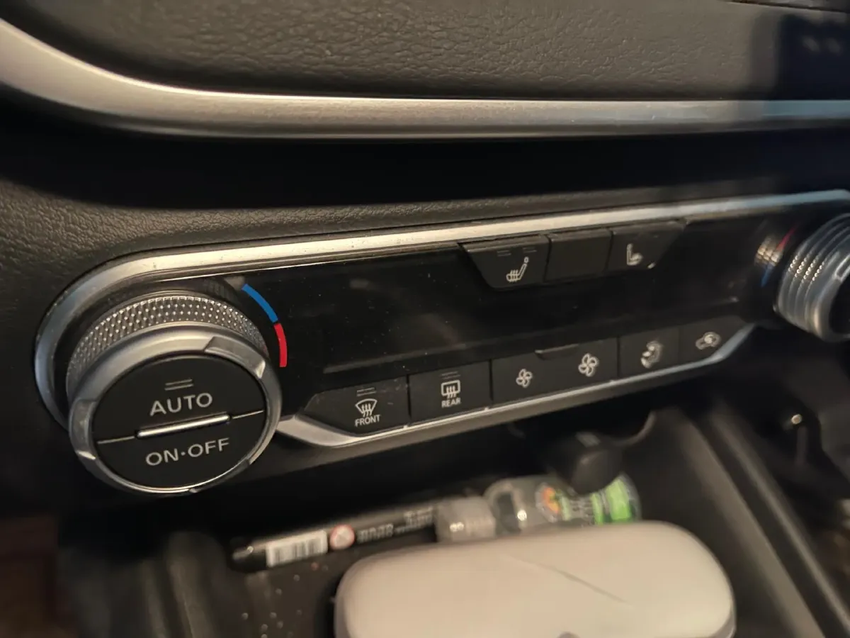 2020 Nissan Teana 2.0L 156HP L4 CVT,autocango,china used car exporter,china ev exporter,chinese used car exporter,chinese used ev exporter